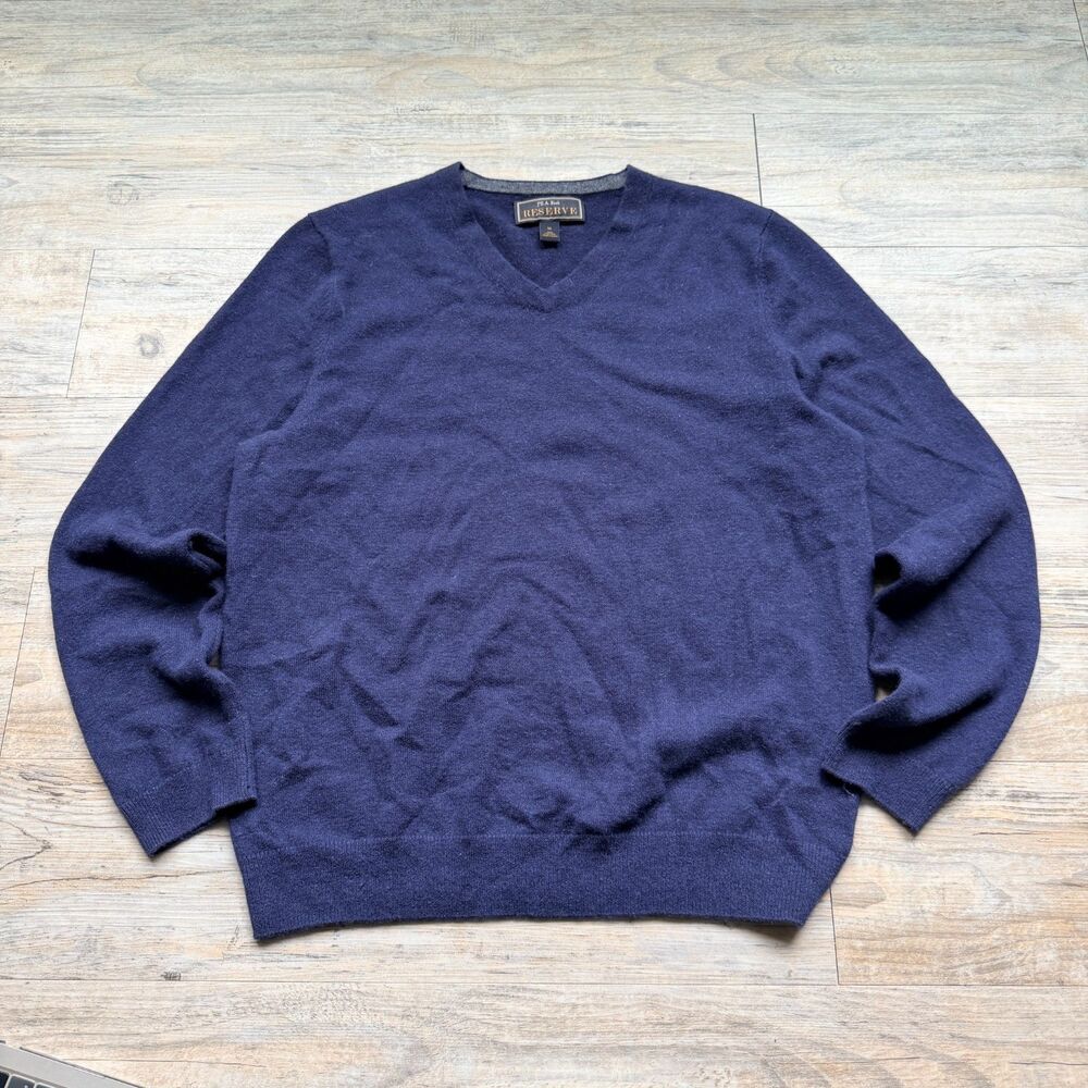Jos A Bank Reserve 100% Cashmere V Neck Sweater Men’s Medium Blue Purple Luxury